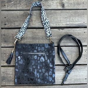 🖤NEW BLACK LEOPARD CROSSBODY BAG PURSE w/ TWO STRAPS COW PRINT TASSEL CHARM🖤